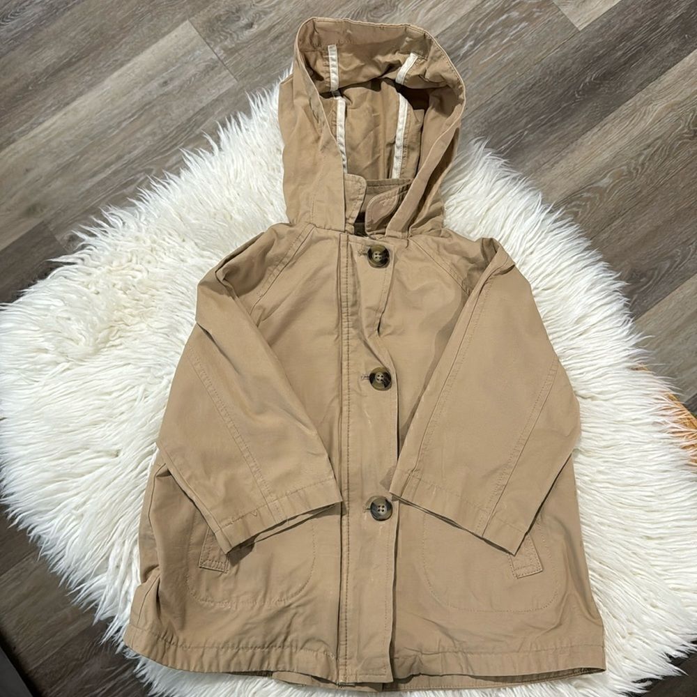 ZARA COAT SIZE 2-3 YEARS
